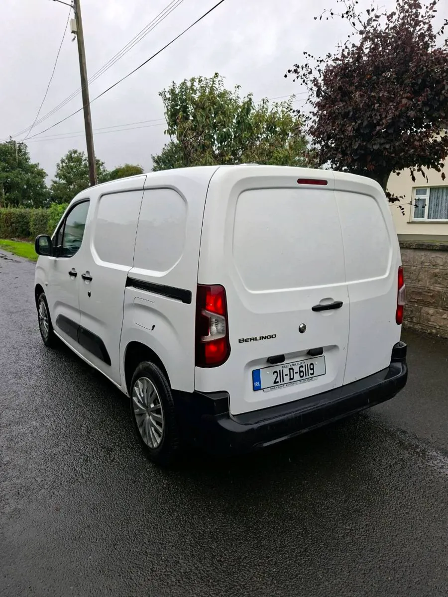 CITROËN BERLINGO 2021 3 SEATER - Image 3