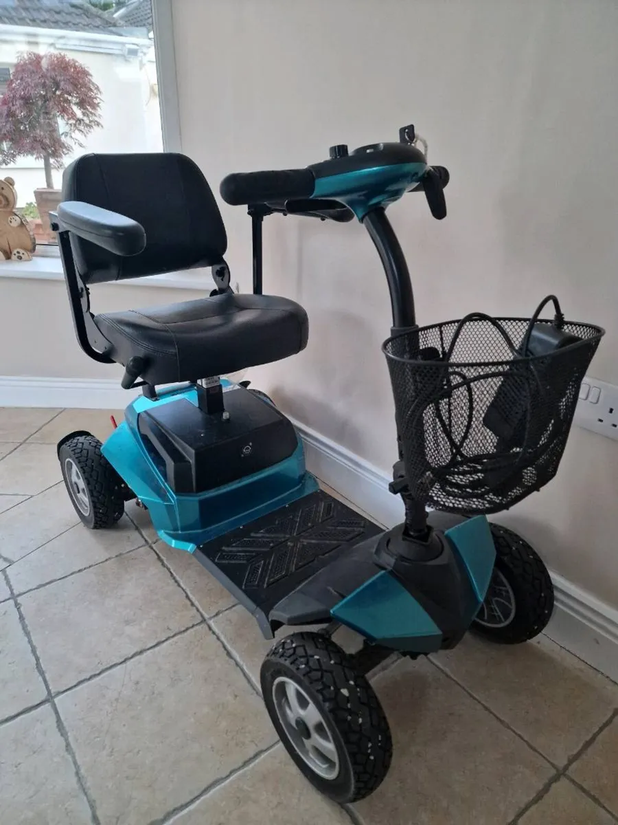 Mobility Scooter HW007 - Image 1