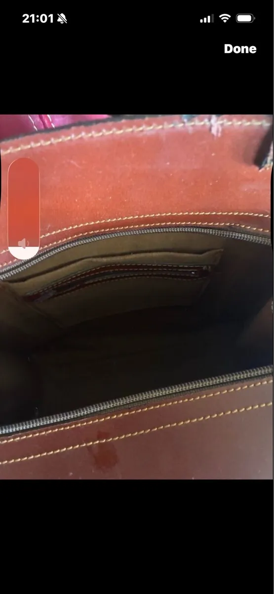 Menbur -Ladies Shoulder Bag - Image 3