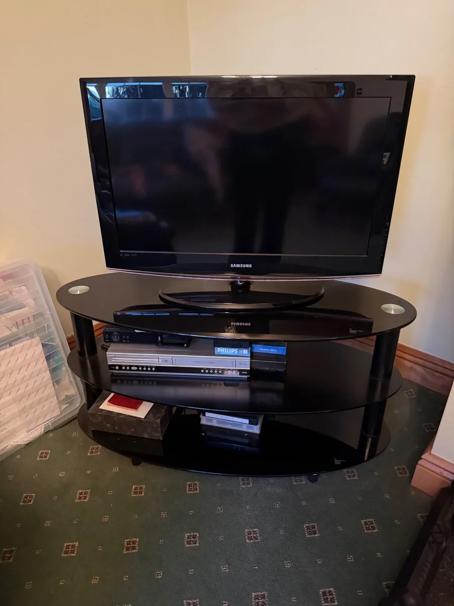 Tv stand