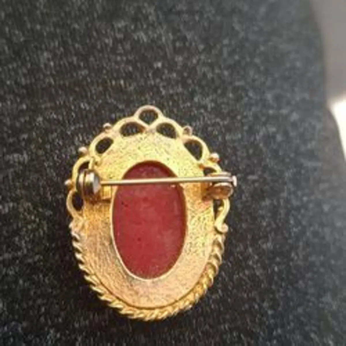 Vintage Cameo Brooch dating from the 1960’s - Image 3