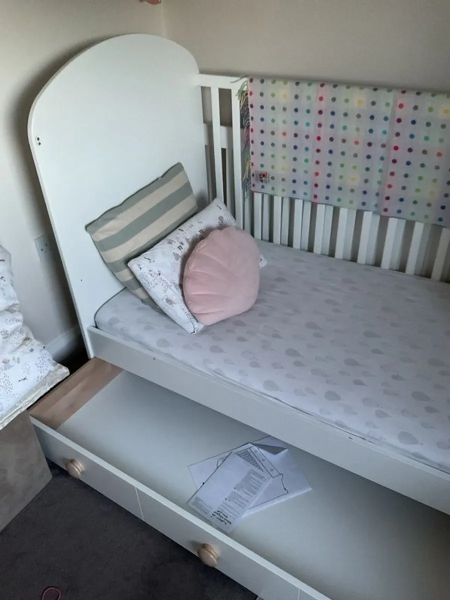 ikea cot bed - Image 4