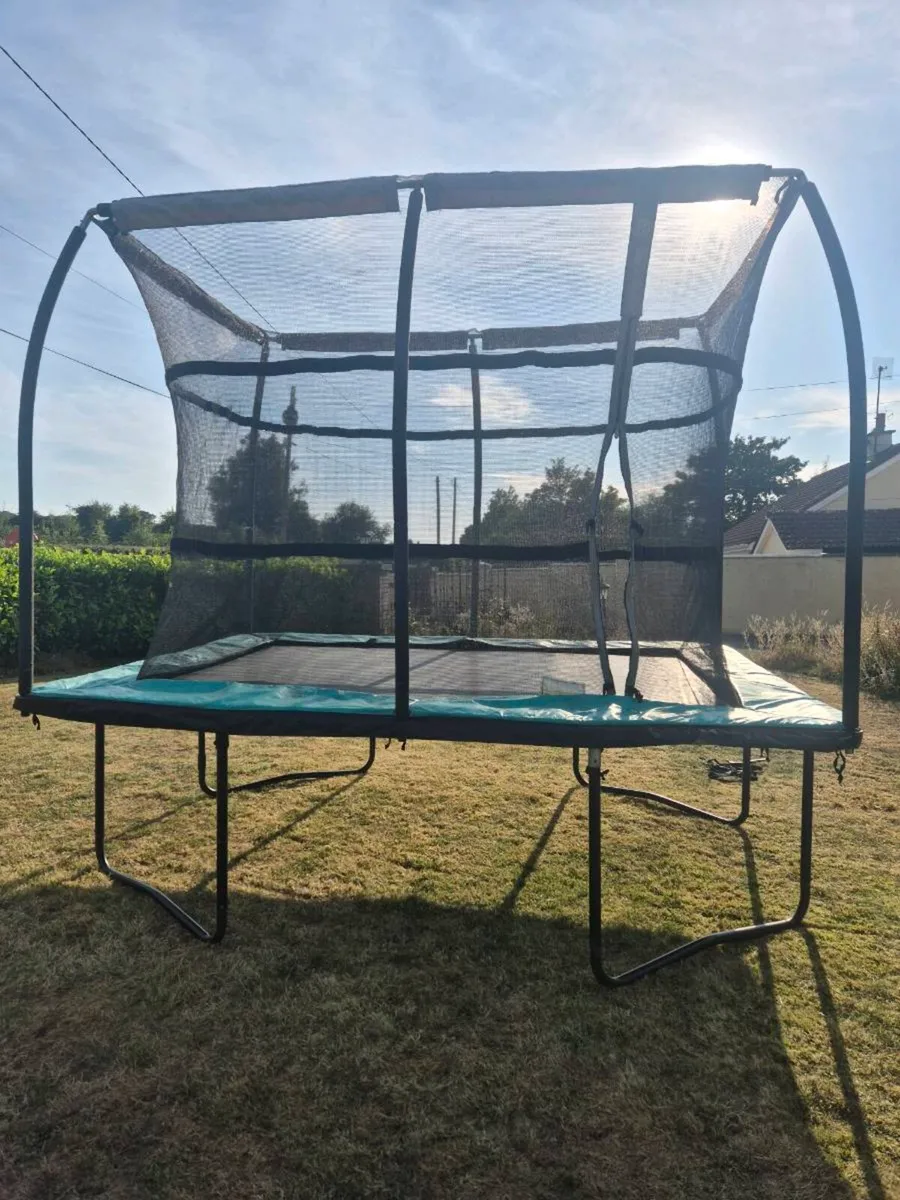 Trampoline 10ft x7.5ft - Image 1