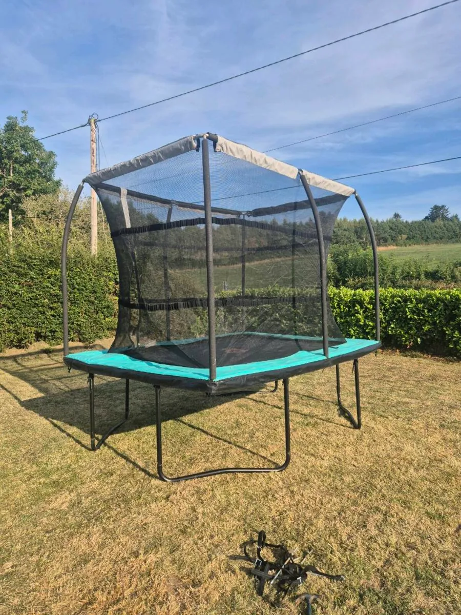 Trampoline 10ft x7.5ft - Image 2