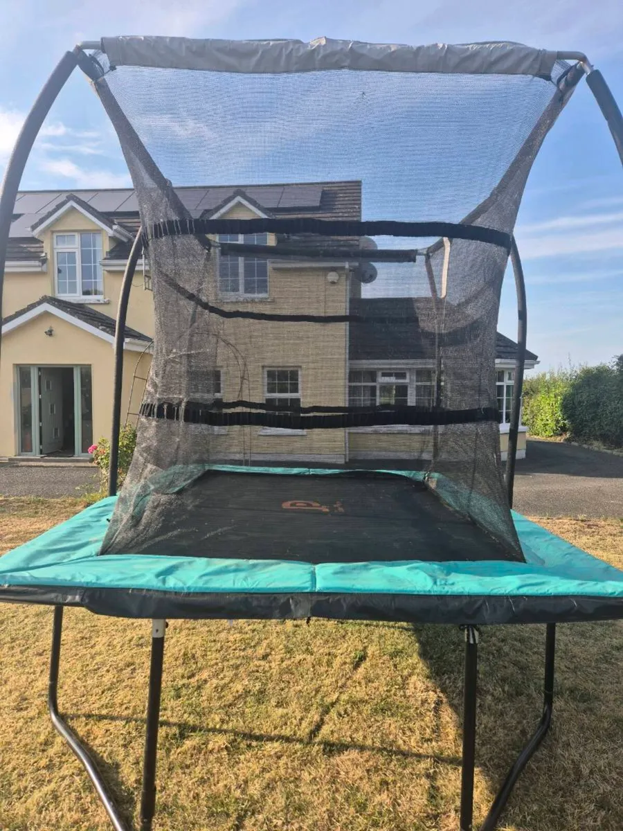 Trampoline 10ft x7.5ft - Image 3