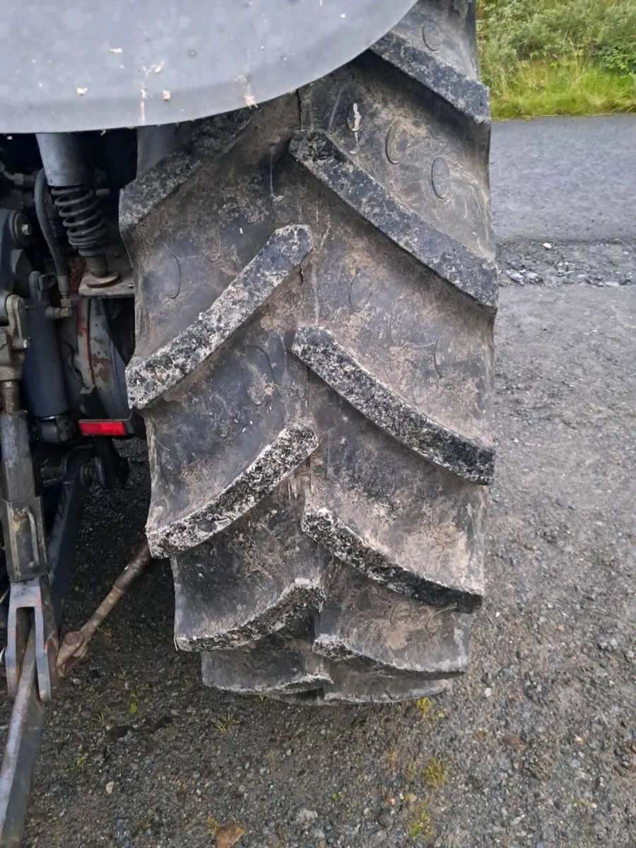 BKT Agri max 520 70 R38 Tyres - Image 3