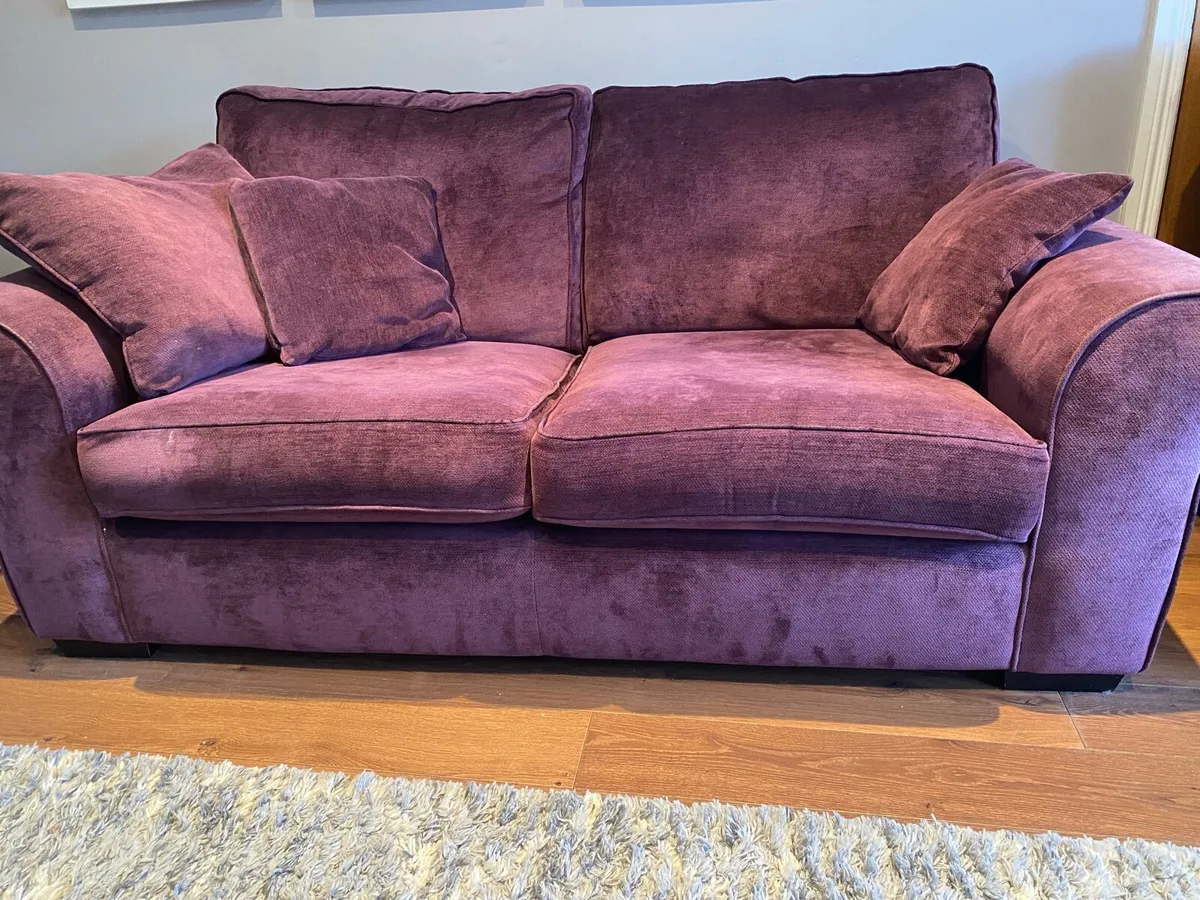 Sofa and 2 matching armchairs - Image 1
