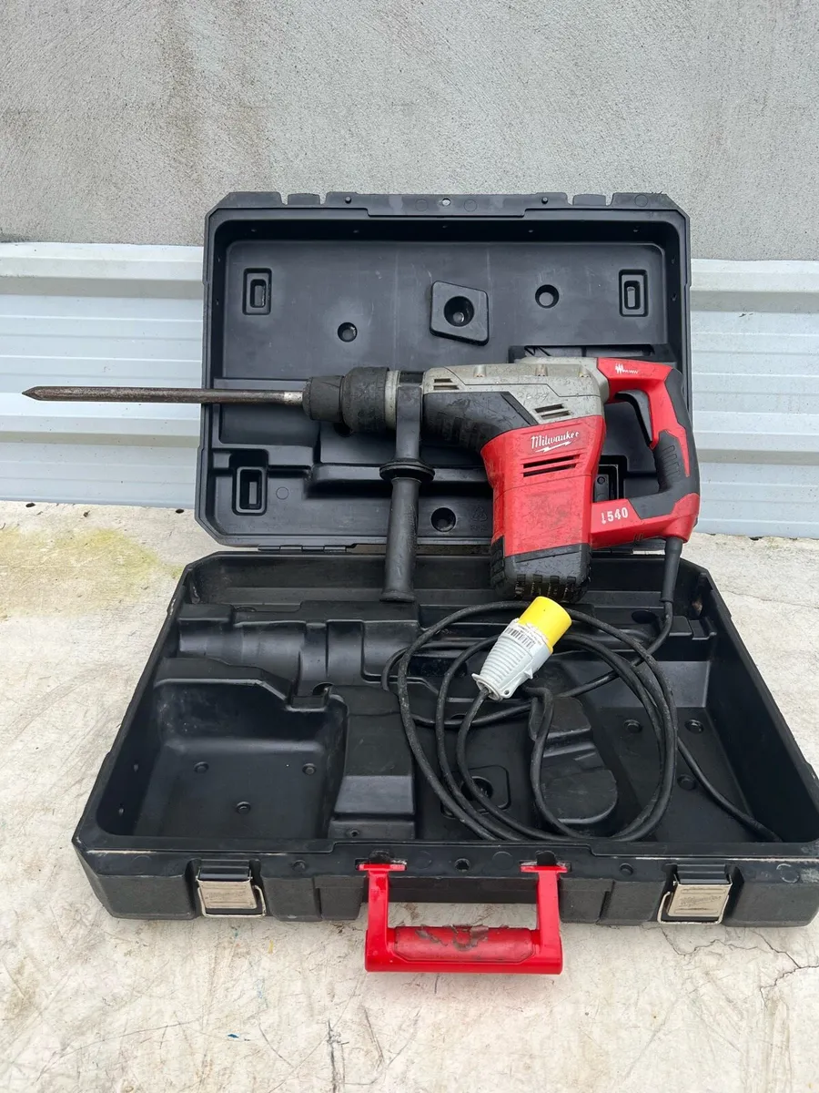 Milwaukee Kango Rotary Hammer Drill - Image 1