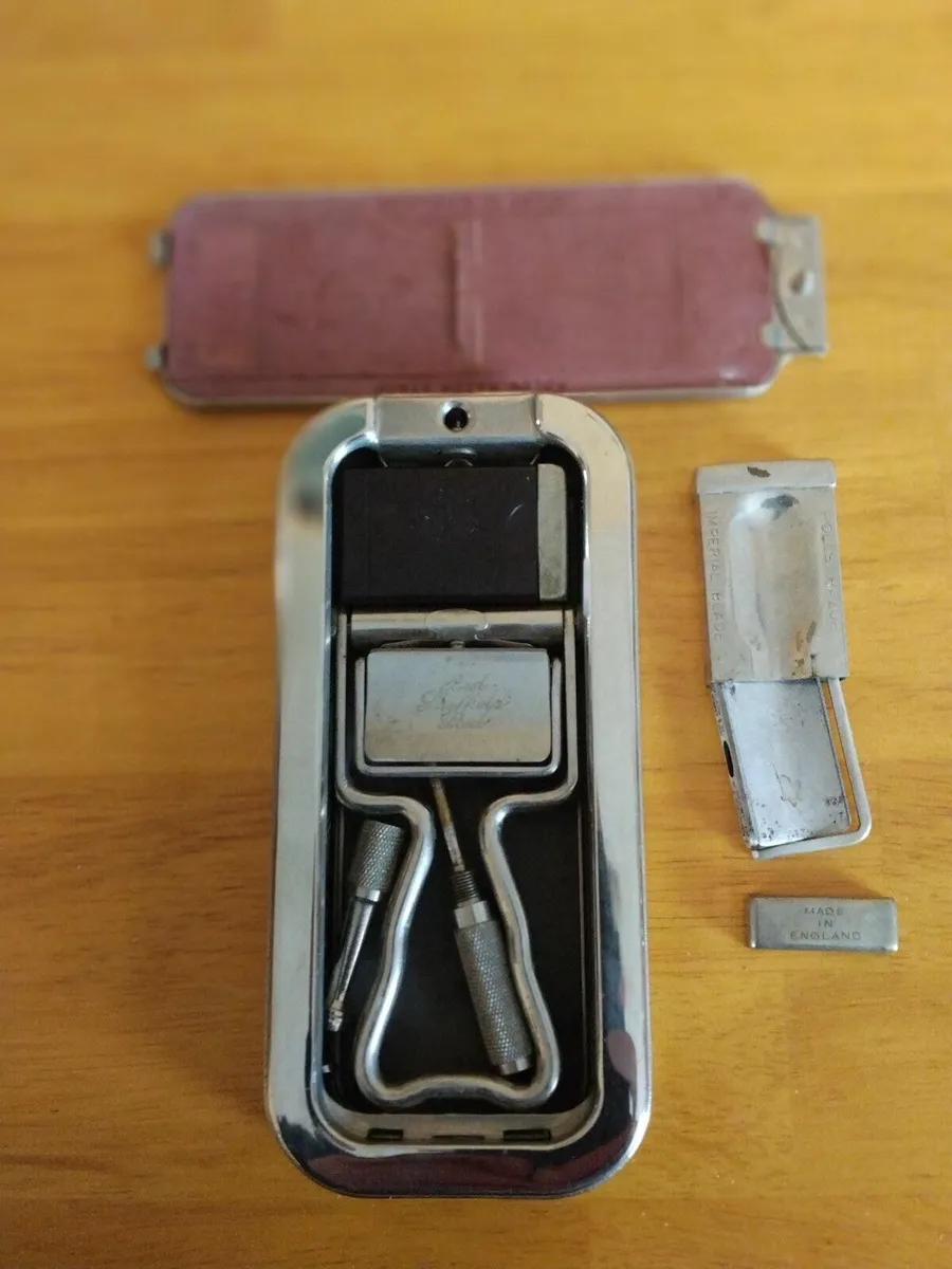 Vintage ROLLS razor - Image 2