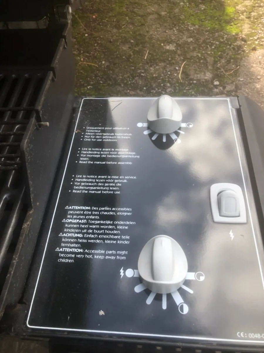 Weber Genesis Silver Barbecue - Image 4