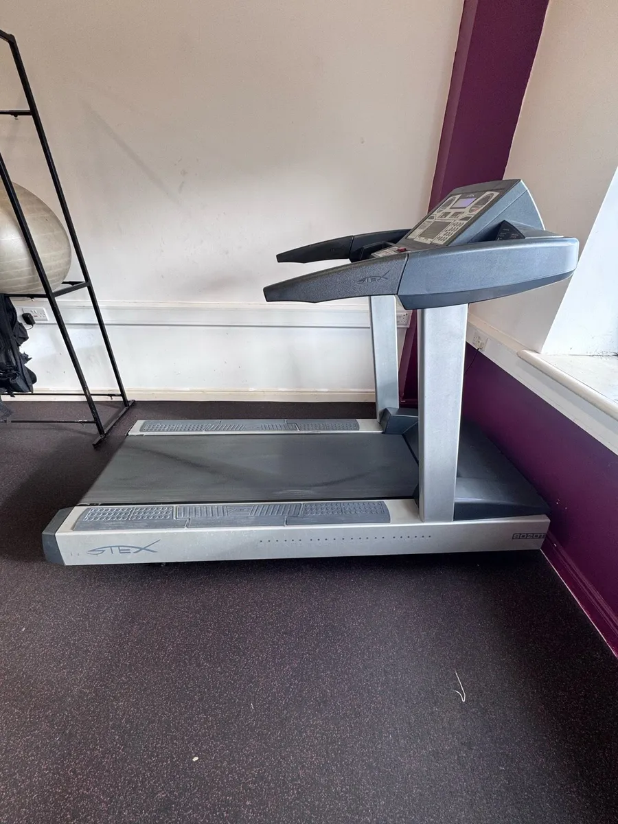 Commercial Treadmill, STEX 8020T - Image 1