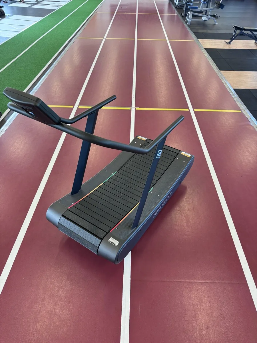 DRAXFIT+ Curved Treadmill - Image 1