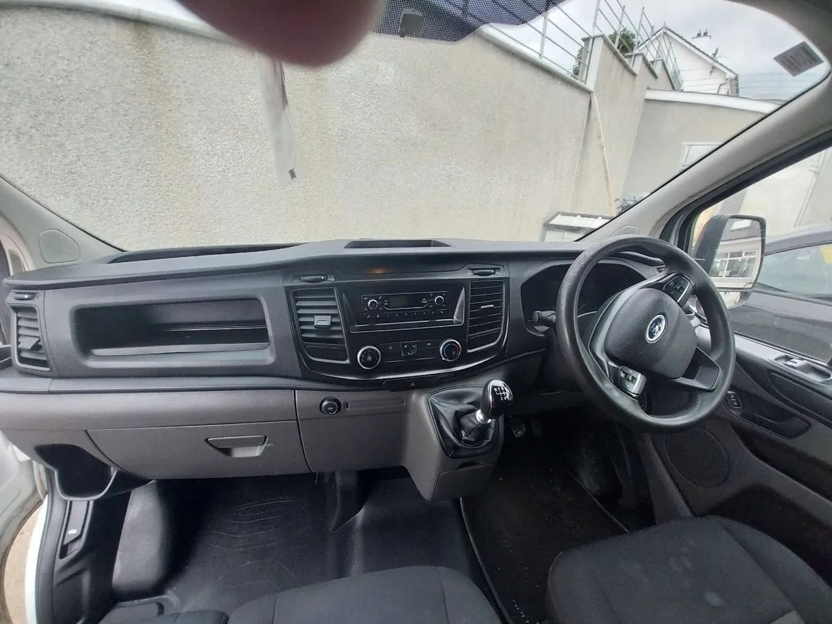 Ford Transit Custom 2018 - Image 2