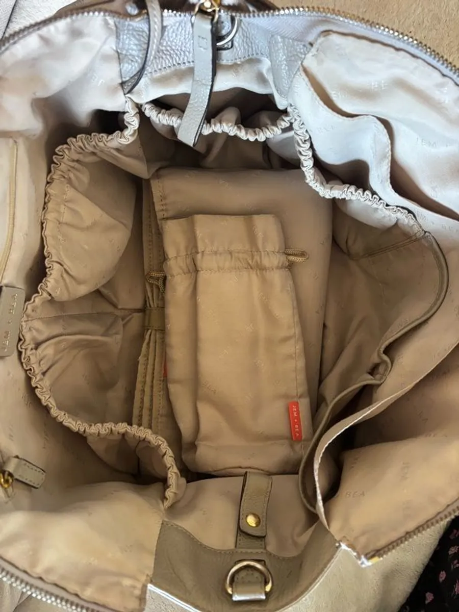 Jem + Bea Luxury Leather Baby Bag - Image 3