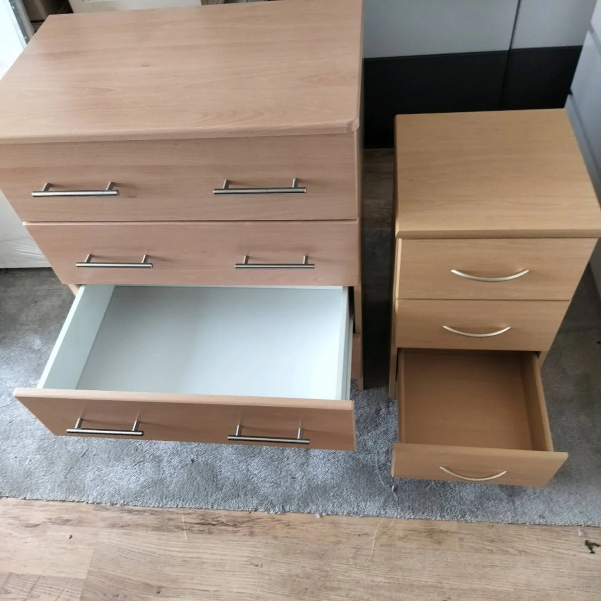 Chest of 4 drawers + locker - Image 4