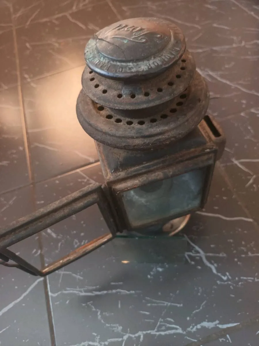 Veteran Car Sidelamp - Image 2