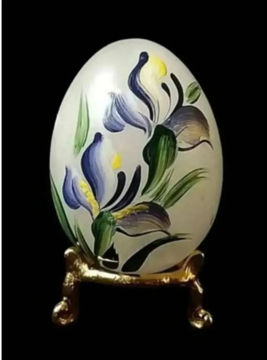Vintage Authentic Italian White Stone Egg - Image 1