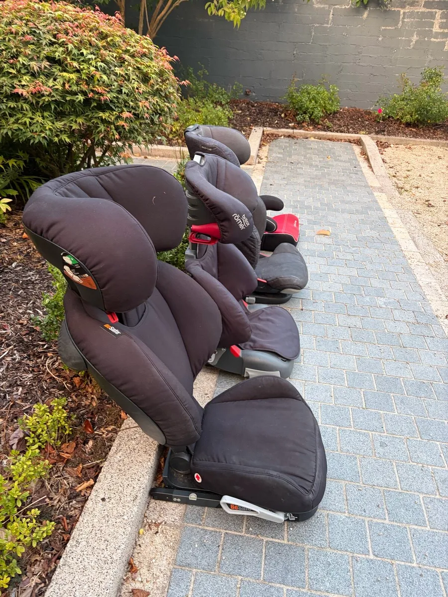 Car Seats - Image 3