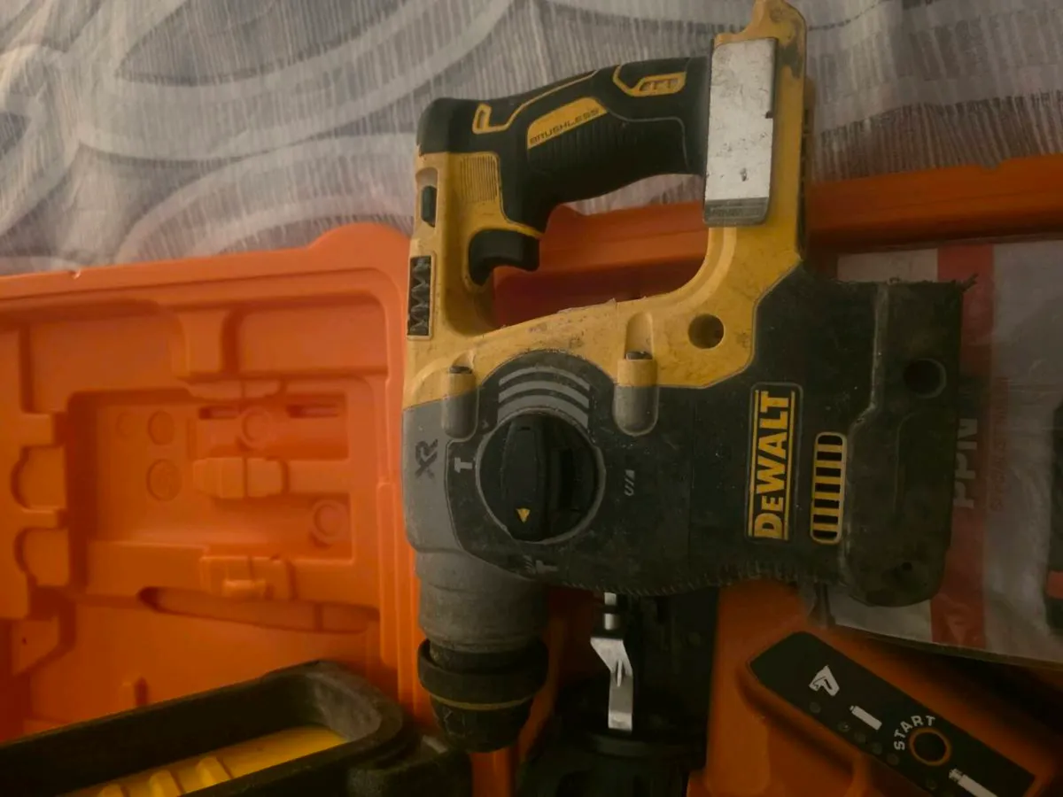 Carpentry Tools - Image 3