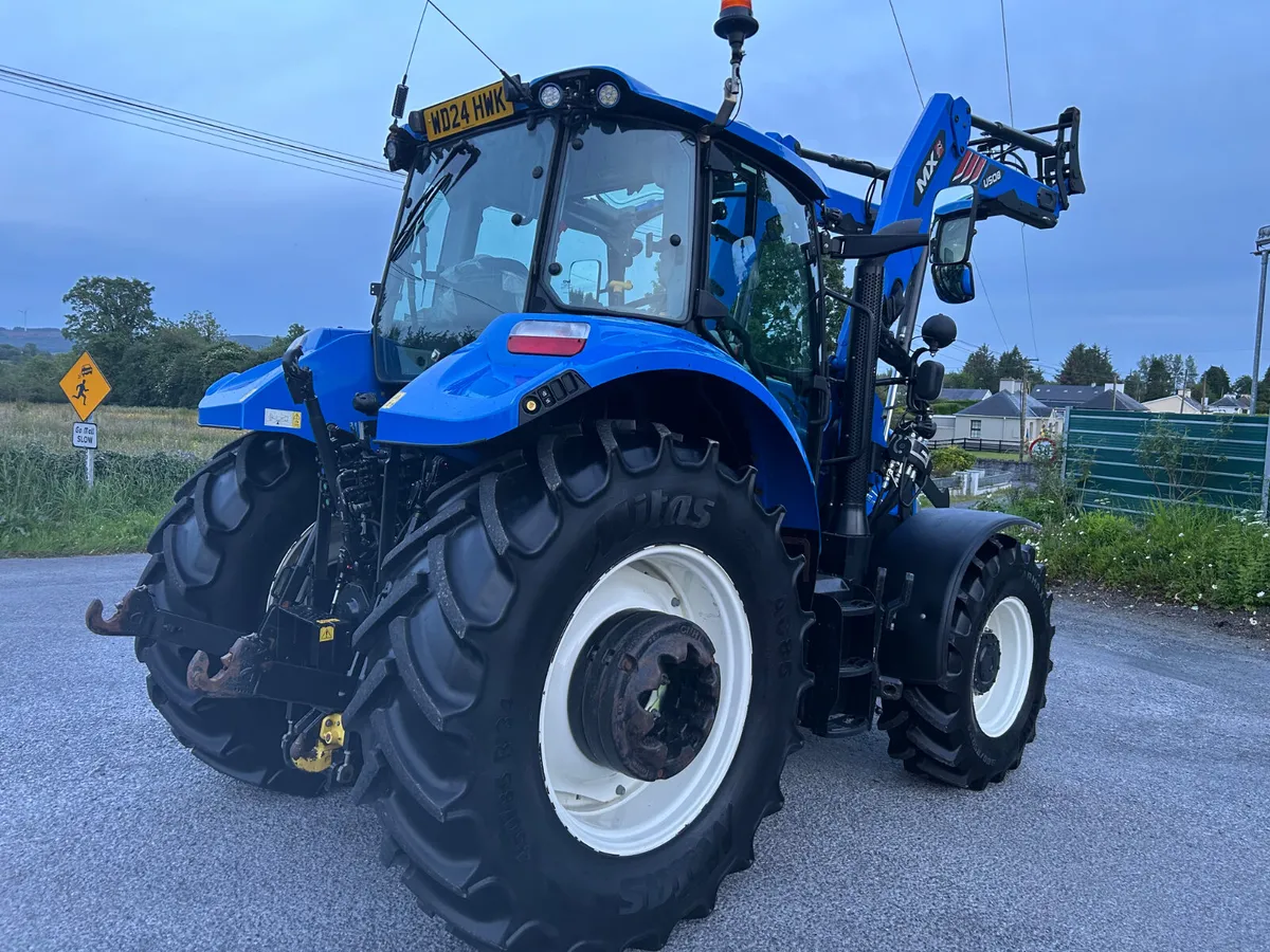 2024 New Holland T5.120 with MX Loader - Image 3
