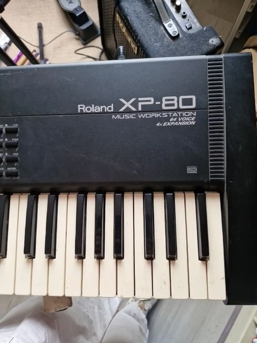 Piano Keyboard Roland XP80 Music Workstation - Image 3