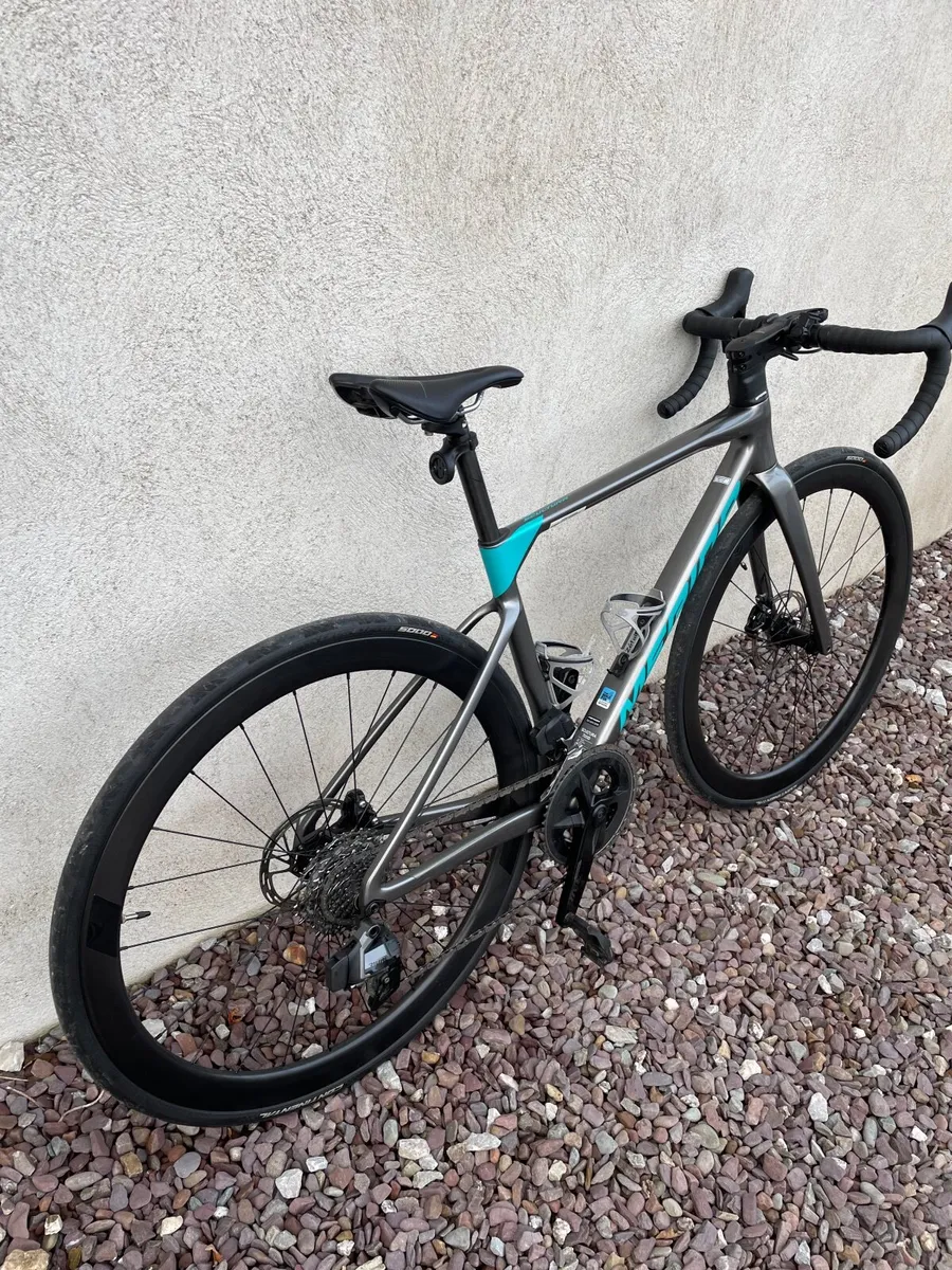 Road Bike cycling - Image 4