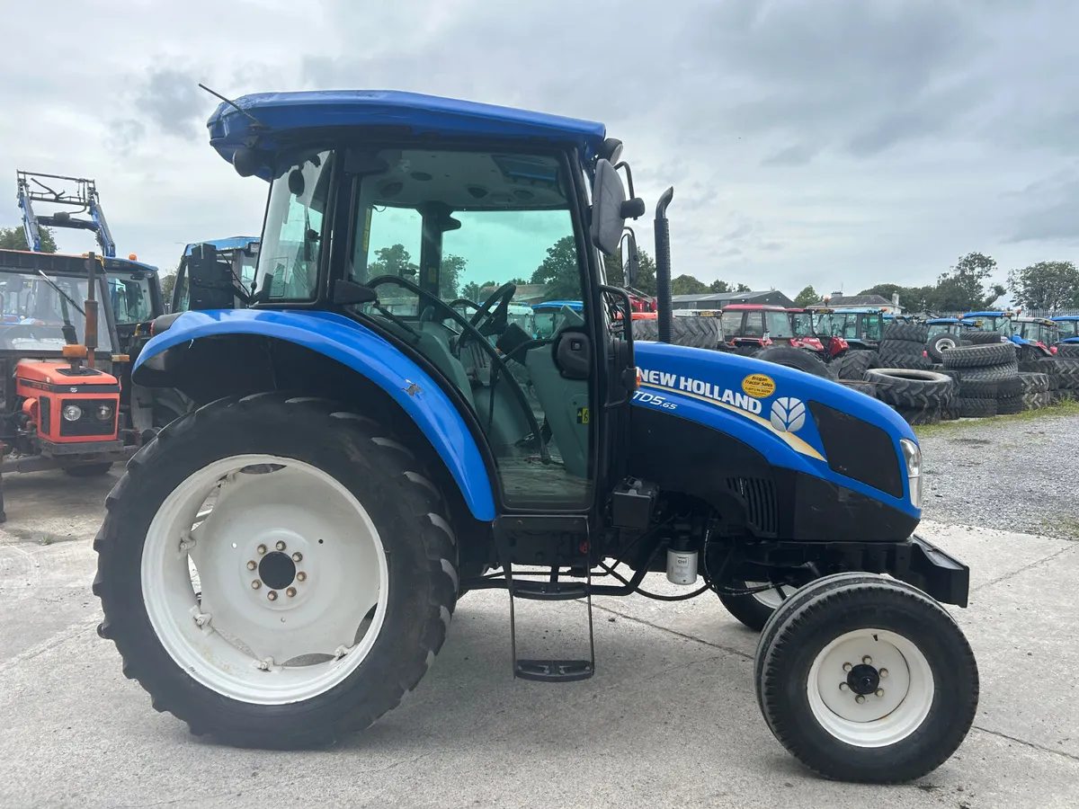 2014 New Holland TD5.65 2wd - Image 4