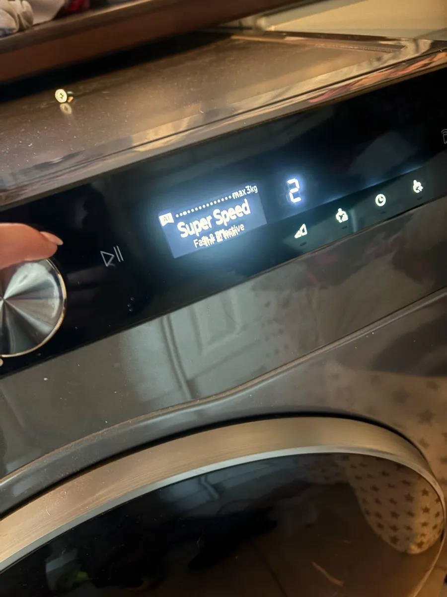 Tumble dryer - Image 4
