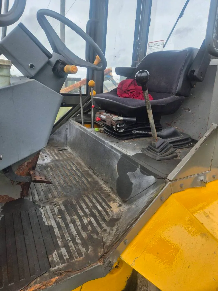 Tractor - Image 3