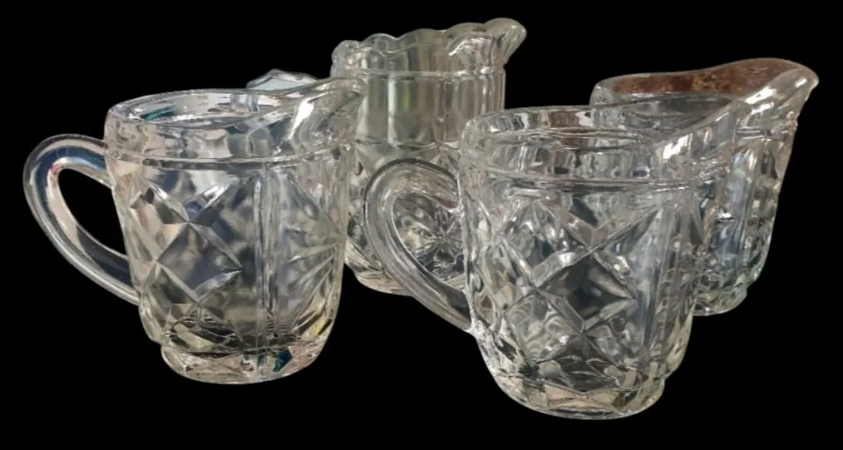 4 Pristine Vintage Pressed Glass Creamer Jugs - Image 3