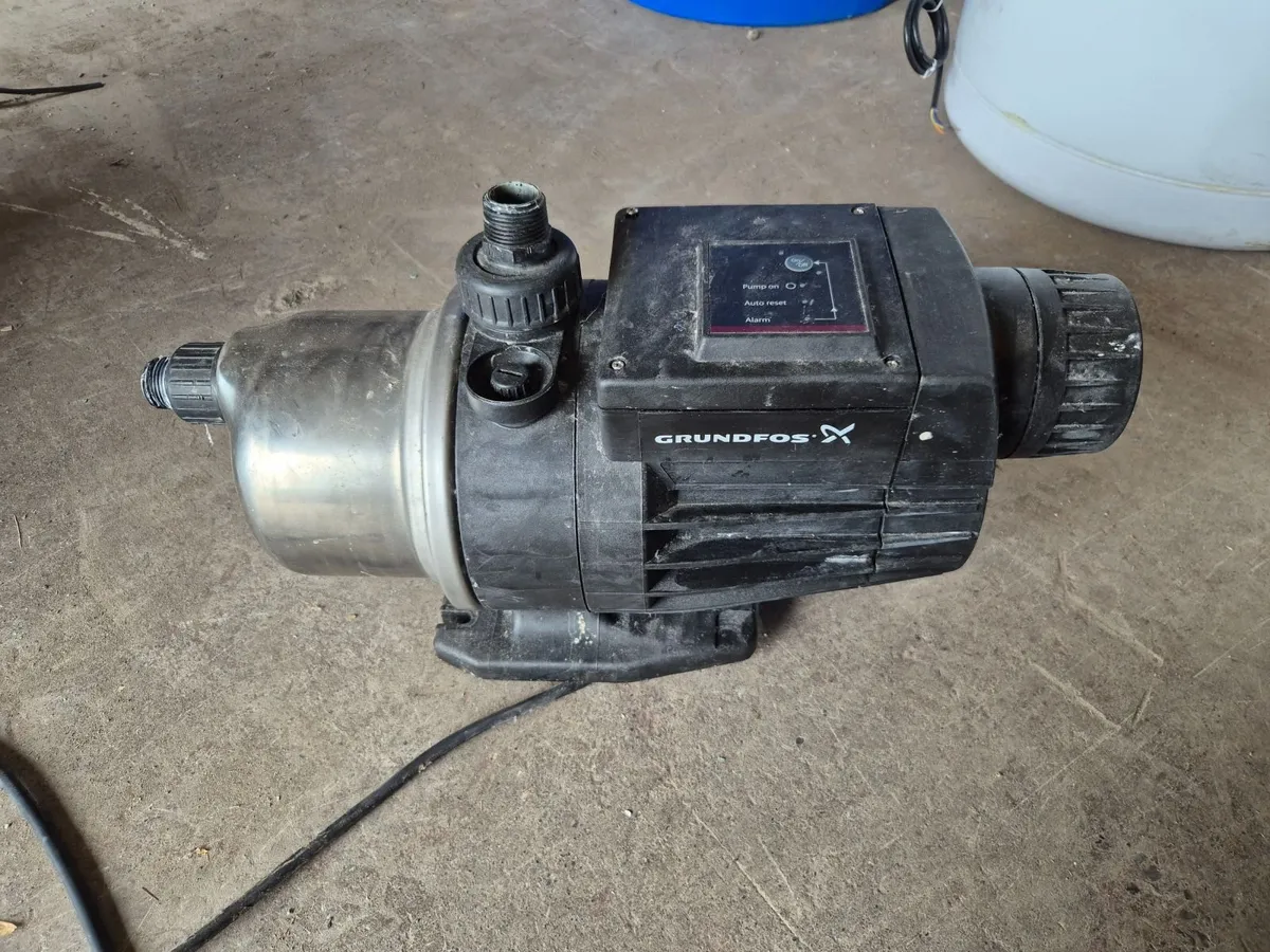 Grundfos Mq Water booster pump