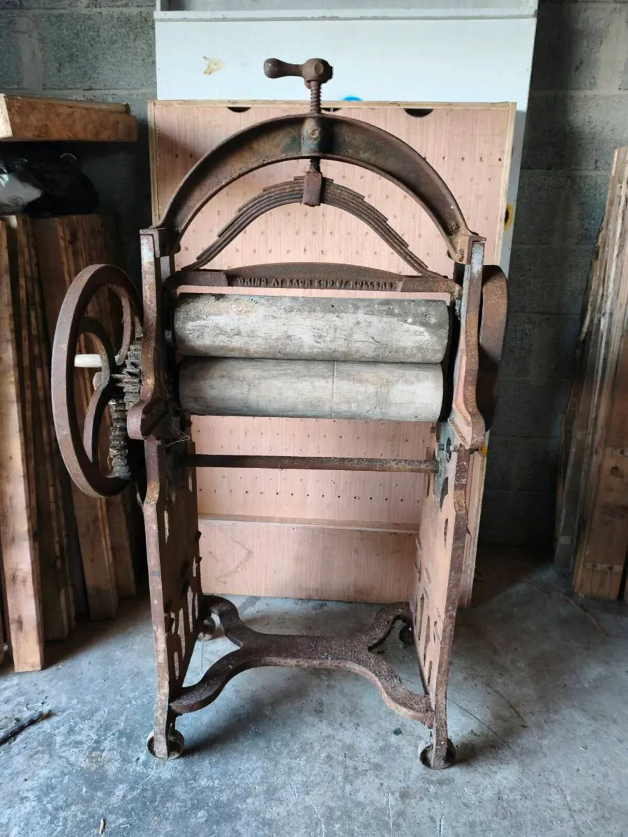 Clothe mangle - Image 3