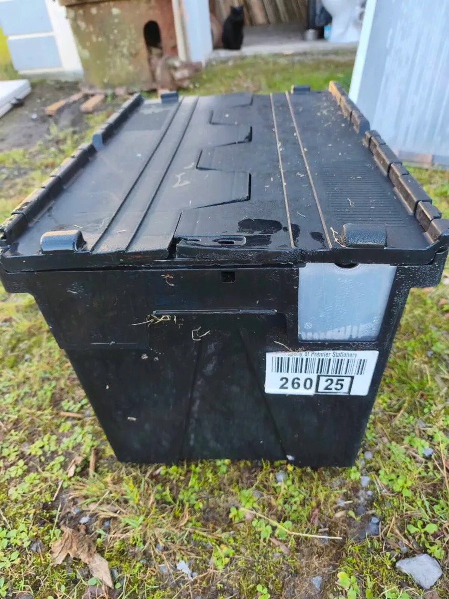 Lid Containers 58L 600d x 400w x 320h - Image 4