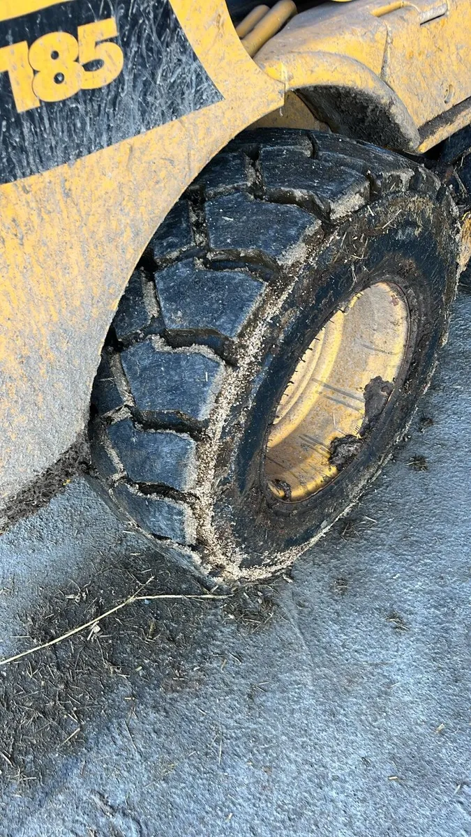 Agri tyres bkt/puncture repairs - Image 3