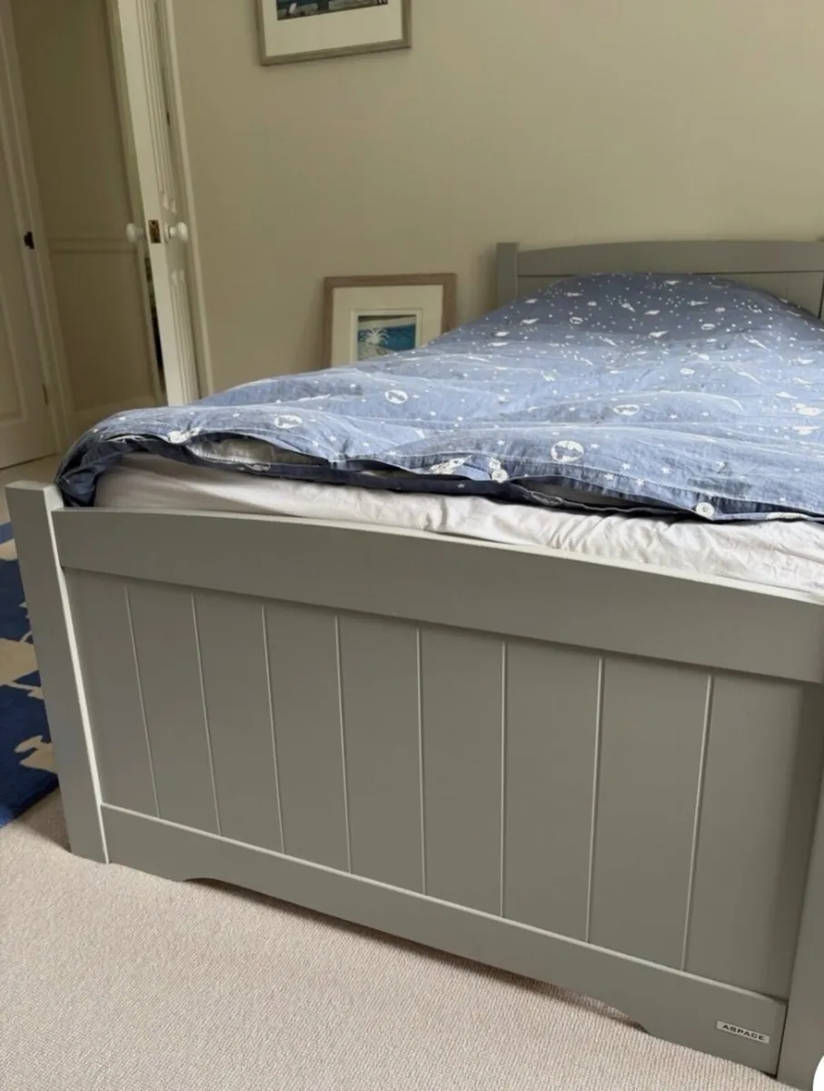 Single bed frame - Image 1