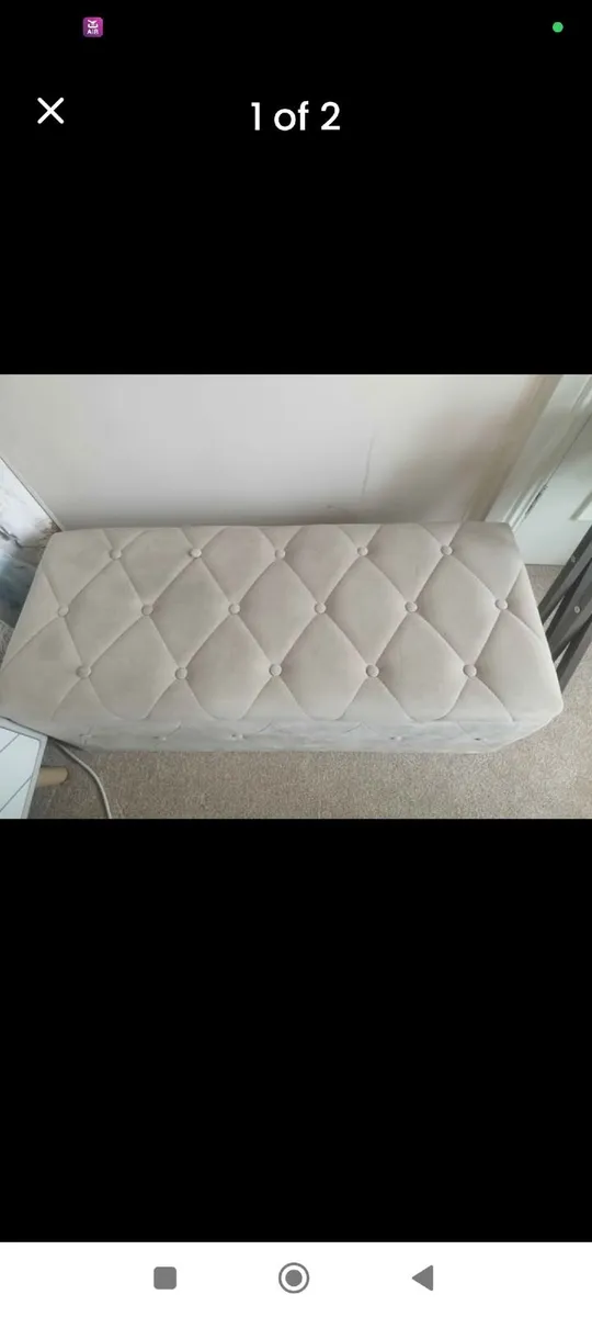 Cream Button-Tufted Storage Ottoman / Bed Bench - Image 1