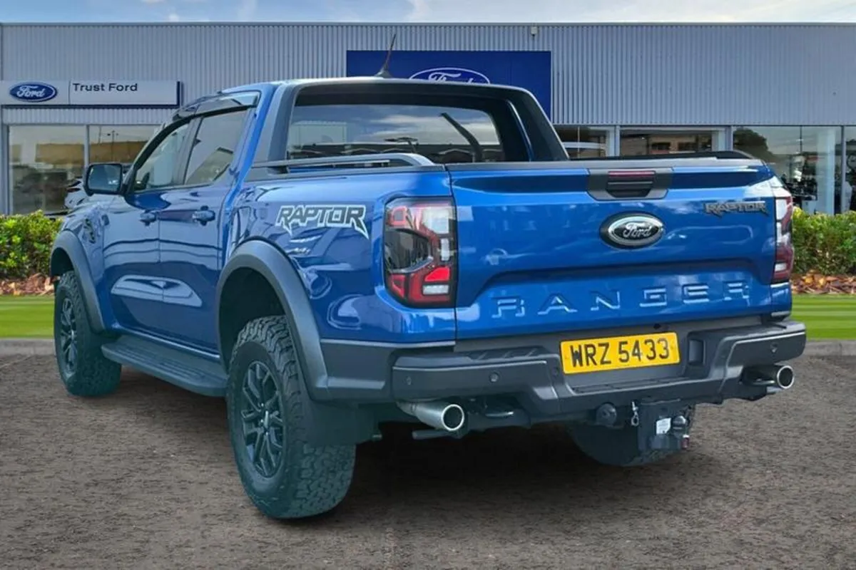 Ford Ranger Pick Up Double Cab Raptor 3.0 EcoBoost - Image 2