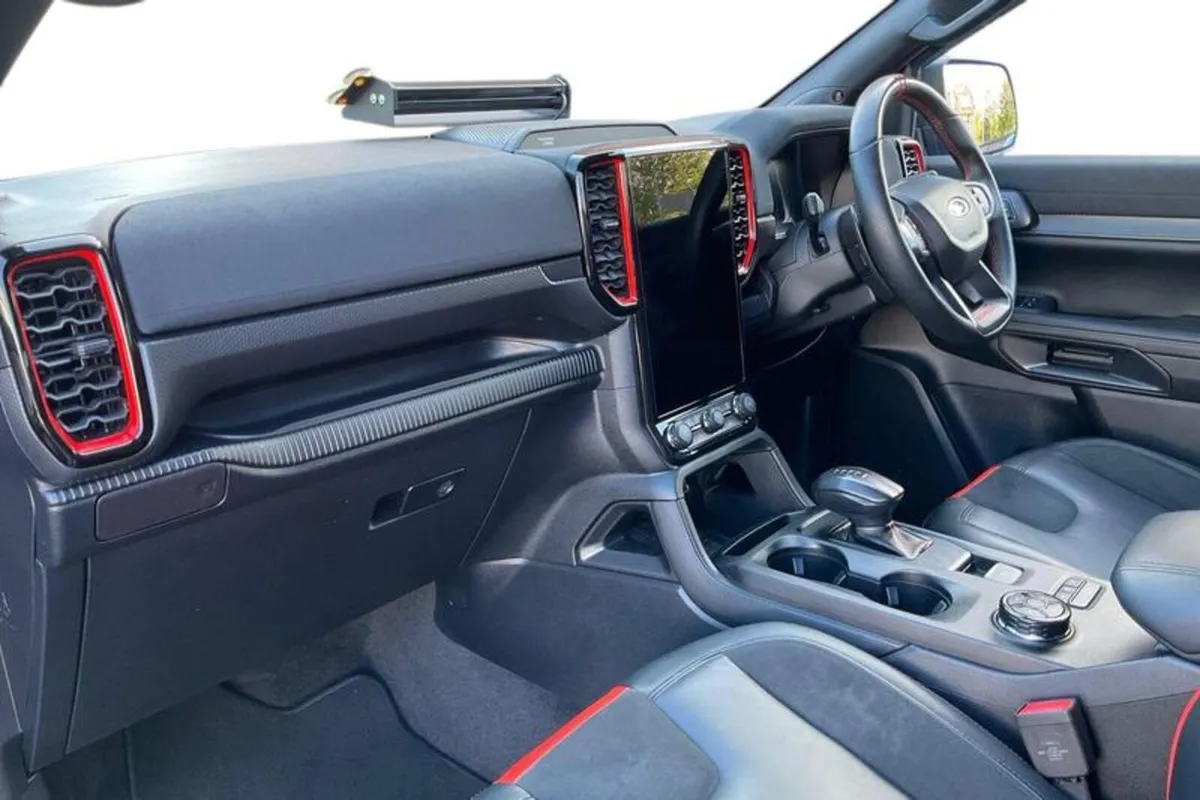 Ford Ranger Pick Up Double Cab Raptor 3.0 EcoBoost - Image 3