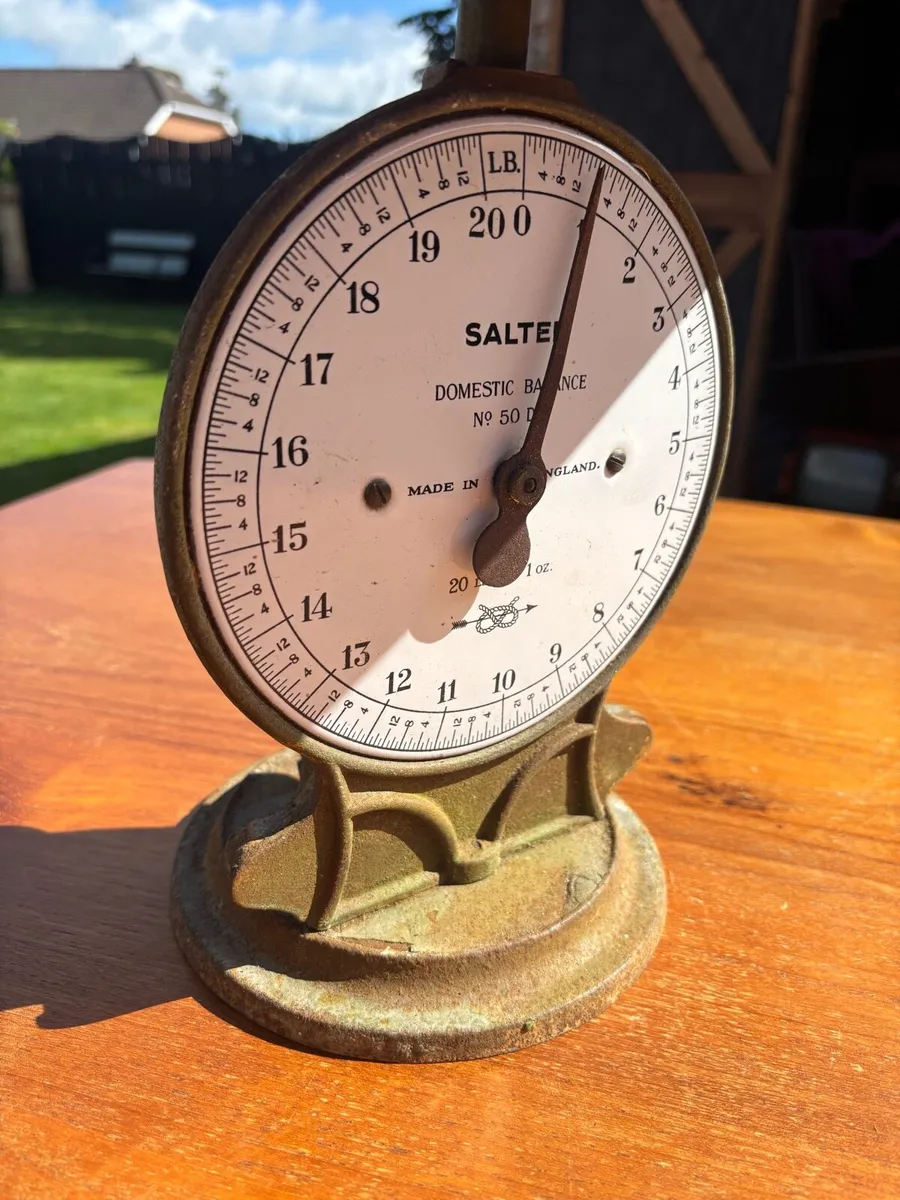 Vintage Salter shop keepers scales - Image 2