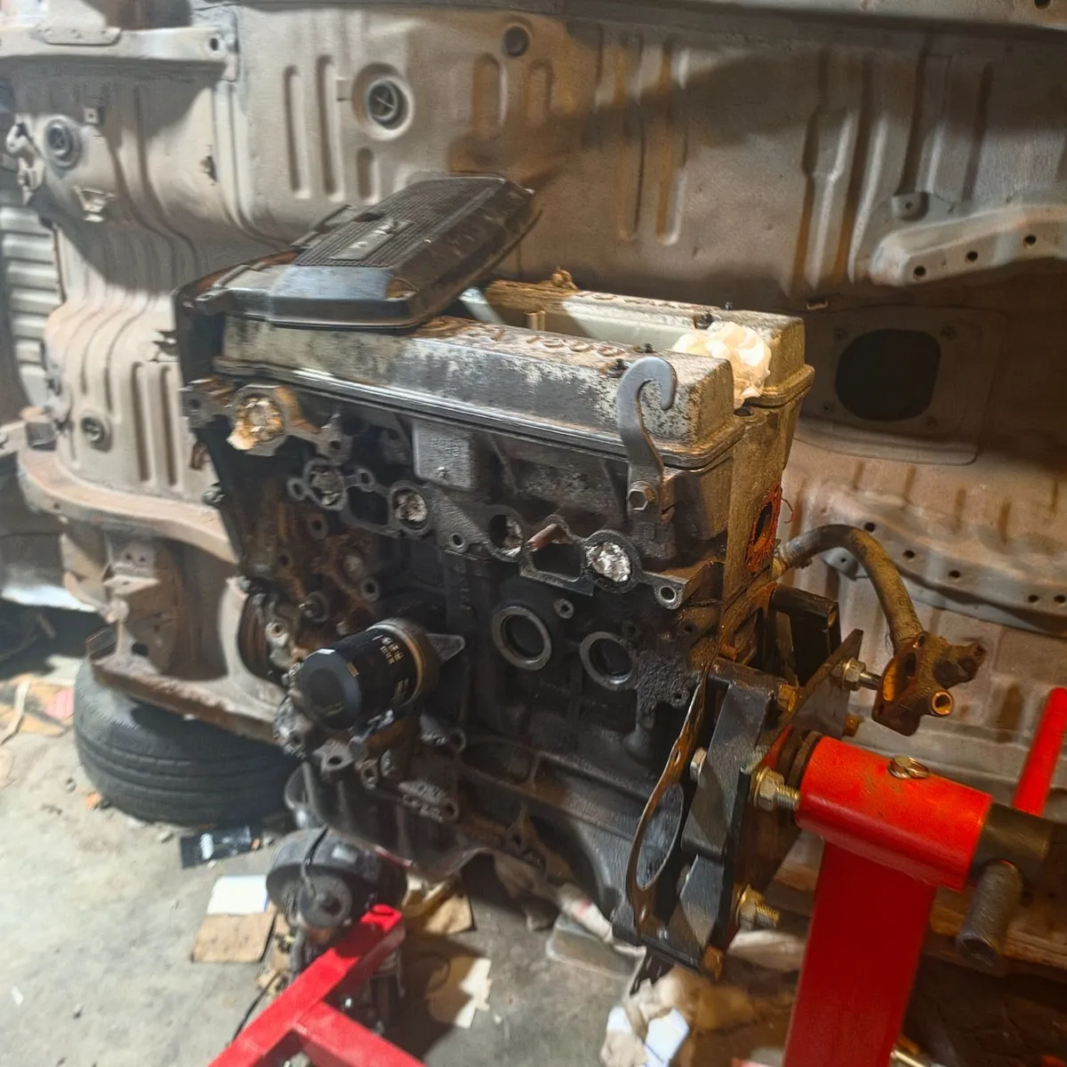 Ae86    4age 16v  engine - Image 1