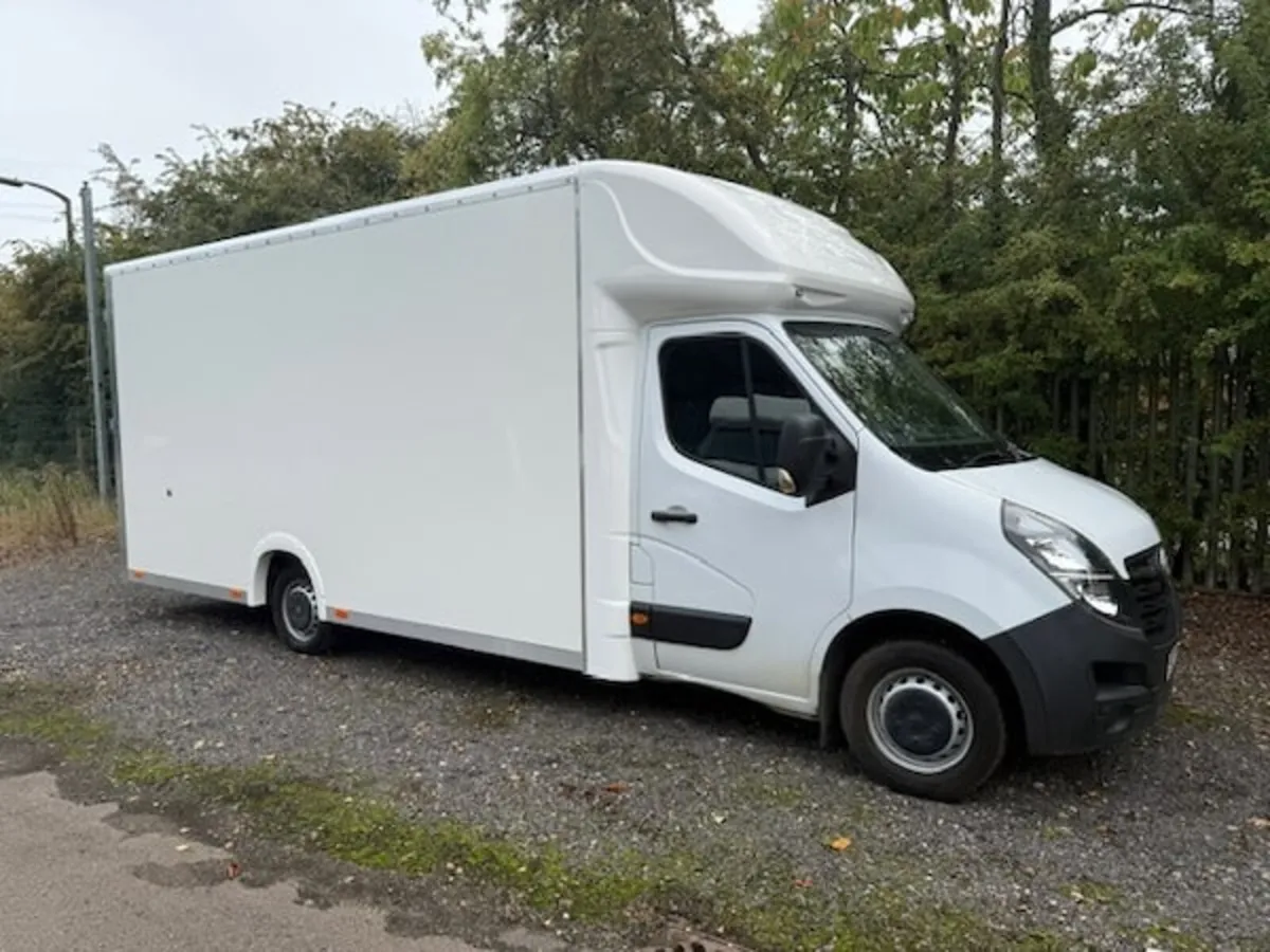 2021 Vauxhall Movano Luton Low Loader Van - Image 3