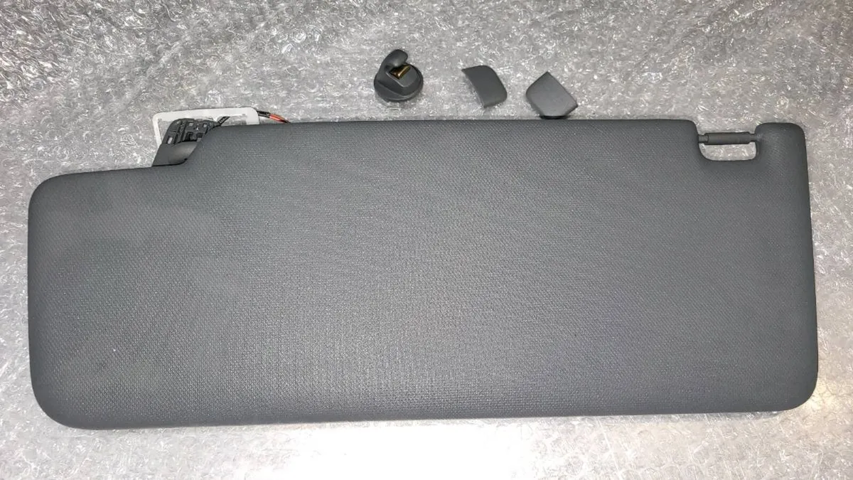 Sun Visor, Drivers,AUDI Q4 etron 2022 to present. - Image 2