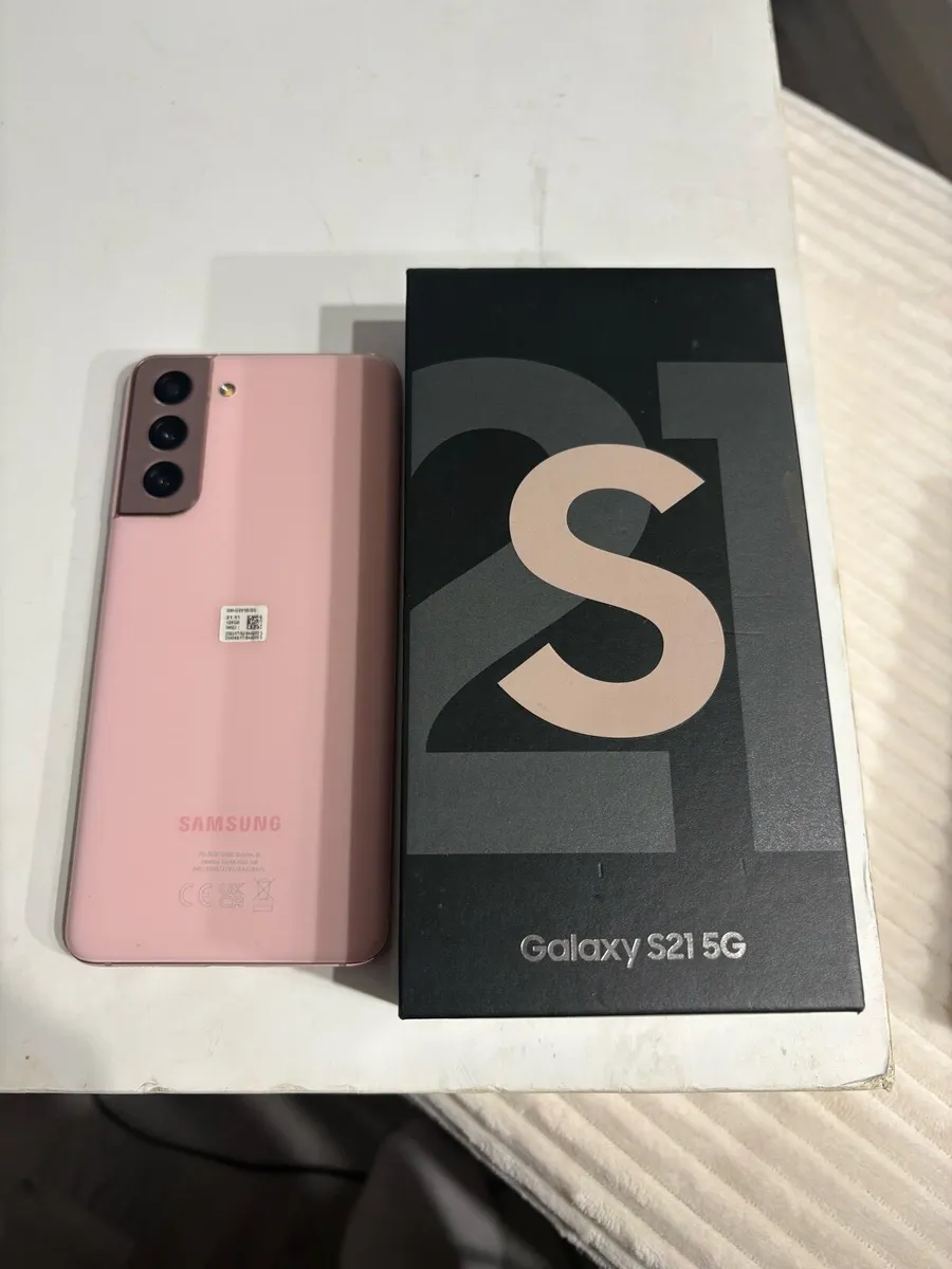 Phone - Image 2