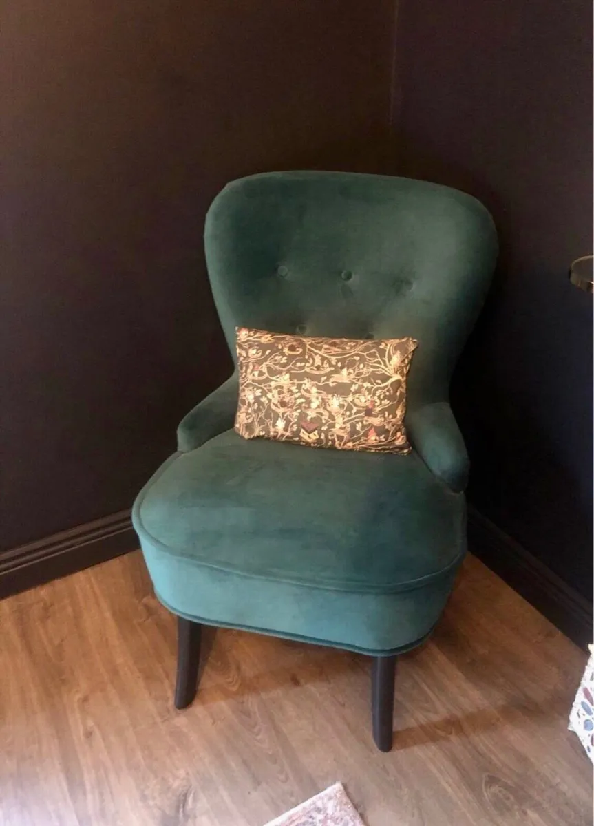 Velvet chair - Image 2