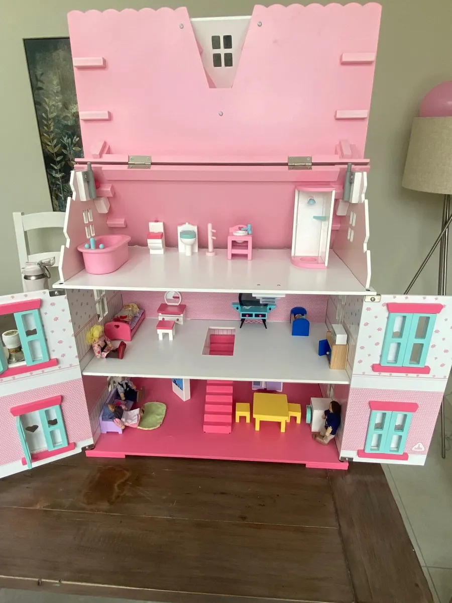 Wooden Doll’s House and furniture - Image 2