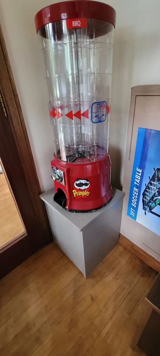 Pringle Machine and Sweets Machine - Image 1