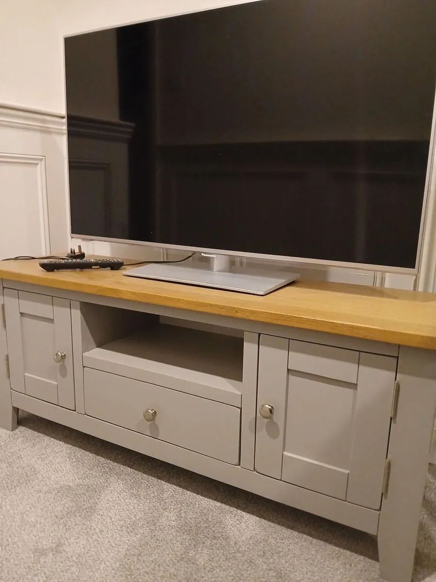 TV unit - Image 2