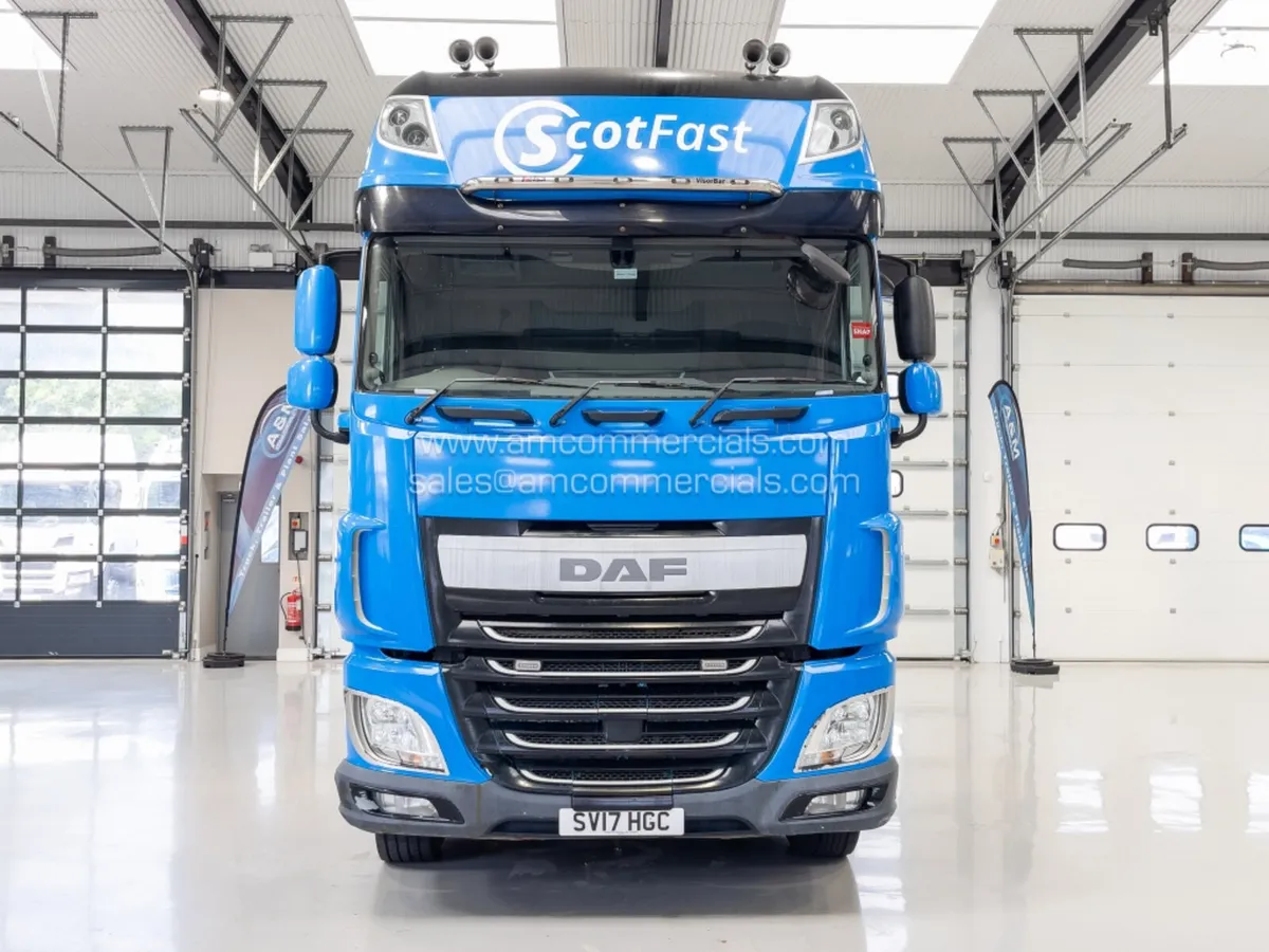 2017 DAF XF 510 SUPER SPACE - Image 2