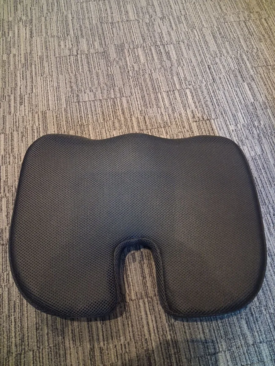 Pillows - Image 3