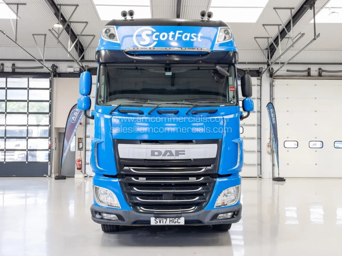 2017 DAF XF 510 SUPER SPACE - Image 2